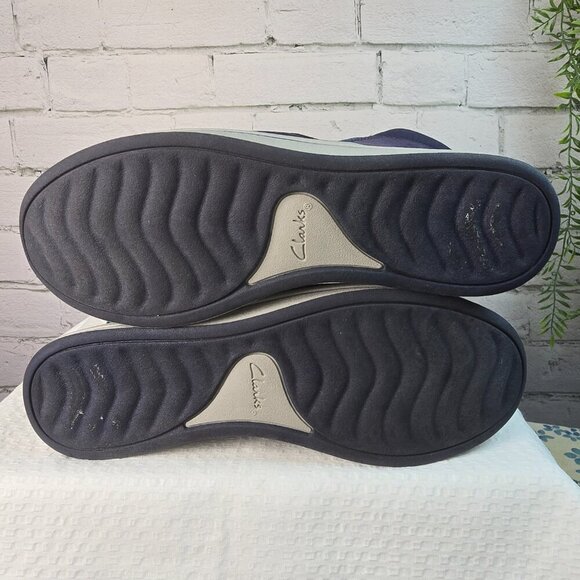 CLARKS CLOUDSTEPPERS NAVY LEATHER ROUND TOE ANKLE BOOT SIZE 7.5 EUC - Picture 6 of 9